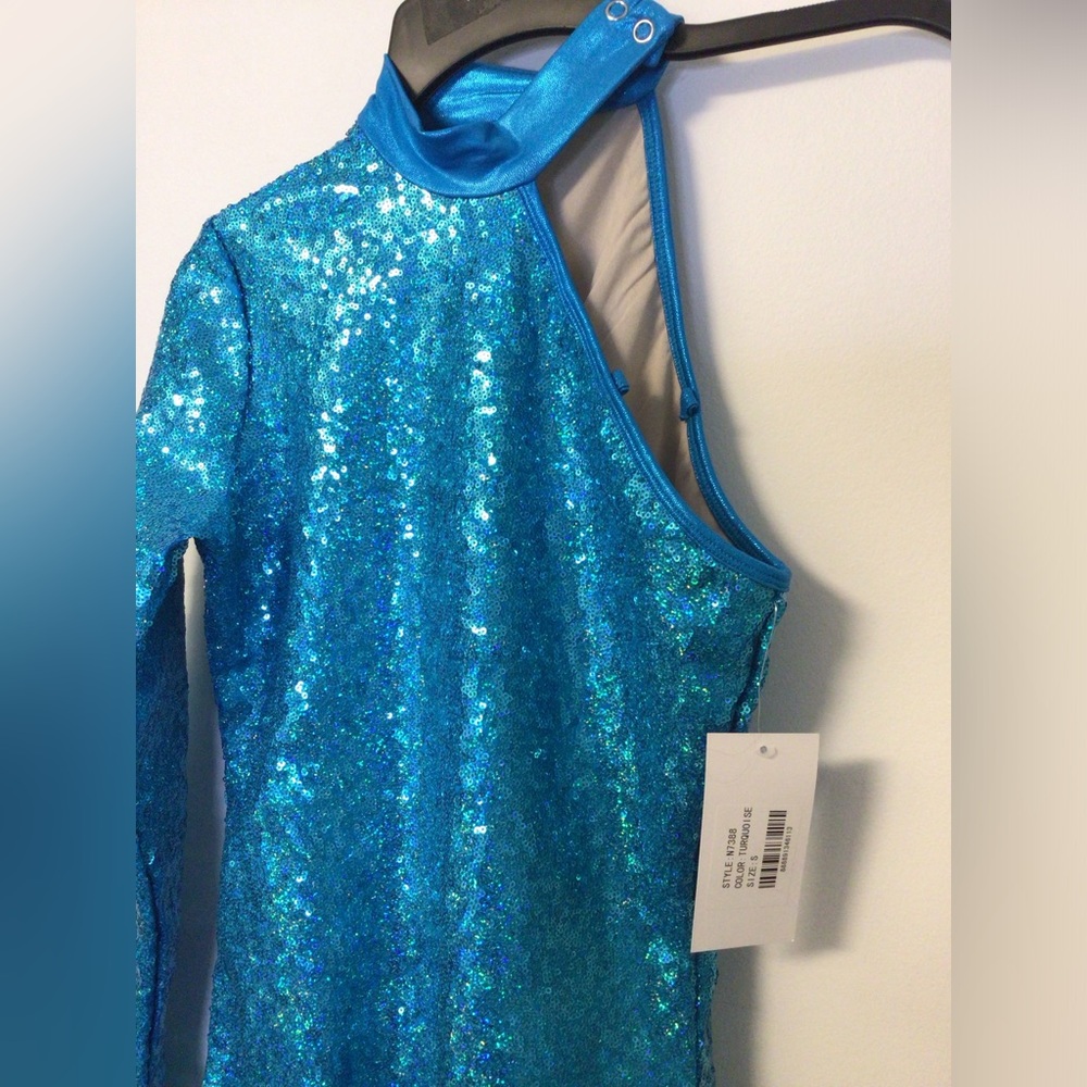 NWT Double platinum sequin sparkle in piece size small.  Missing strap